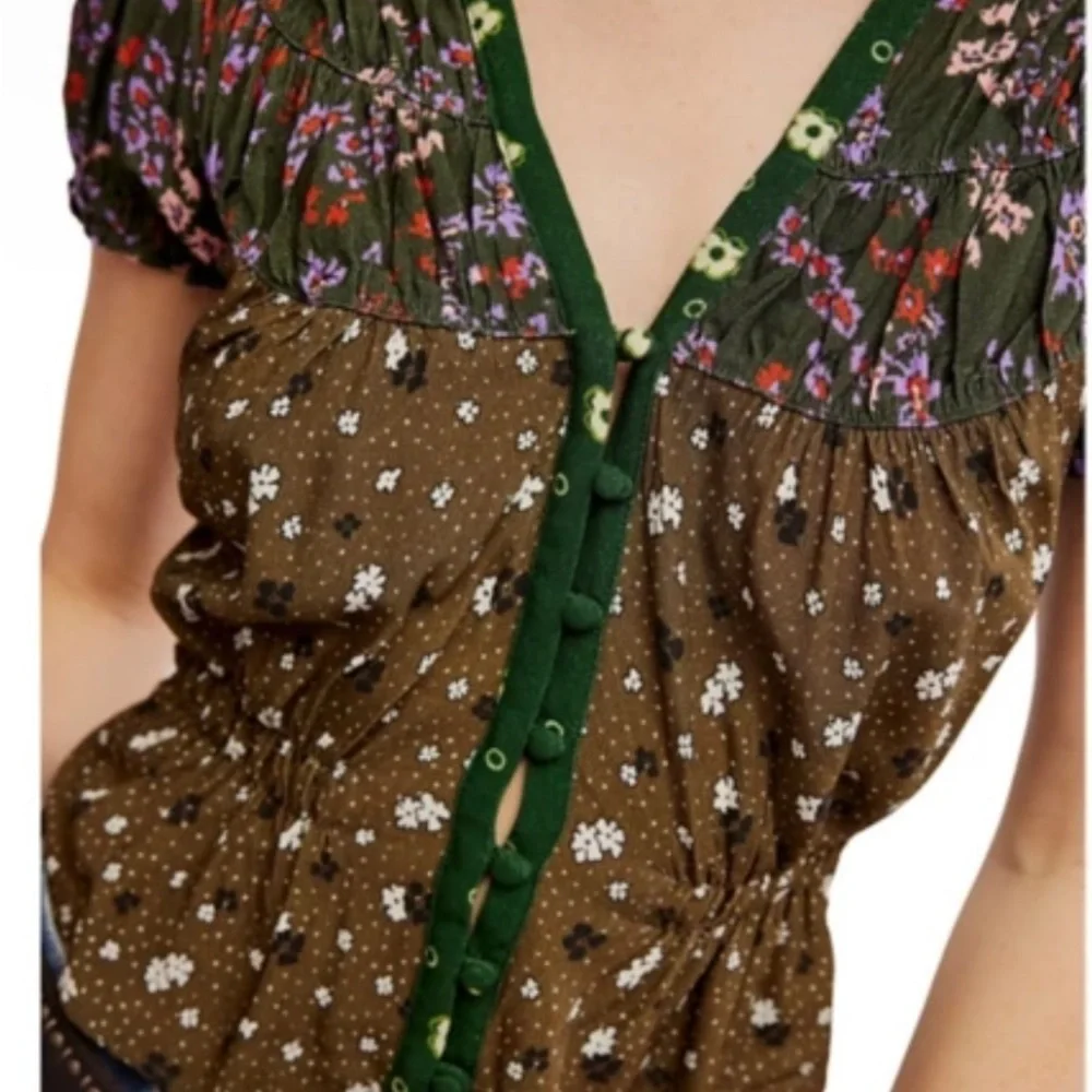 Free People details care